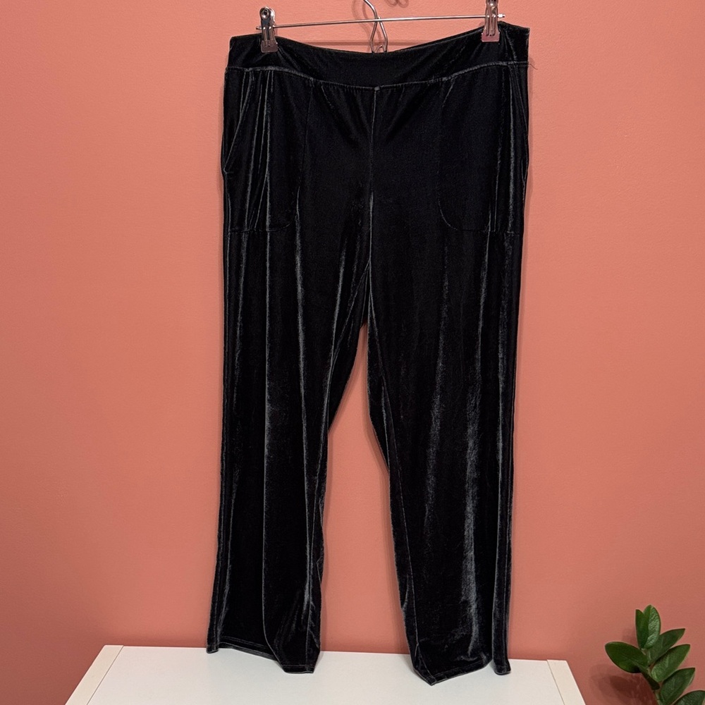 Soma Charcoal Velour Lounge Pants